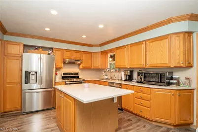 374 Woodlawn Reserve Road, Akron, OH 44305 - Photo 13