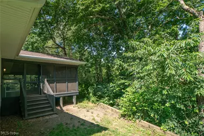 374 Woodlawn Reserve Road, Akron, OH 44305 - Photo 39