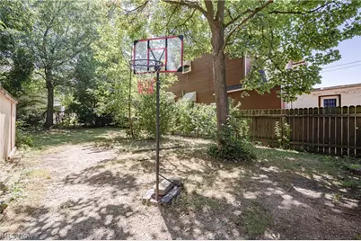 12413 Triskett Road, Loveland, OH 44111 - Photo 21