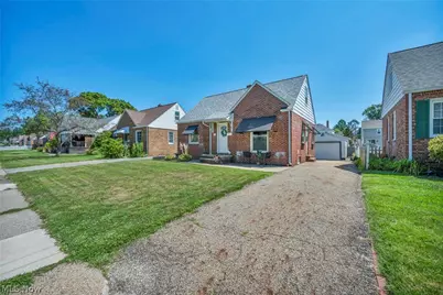 2515 9th Street, Cuyahoga Falls, OH 44221 - Photo 3