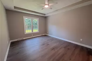 90 Lake Pointe Cir, Canfield, OH 44406 - Photo 5