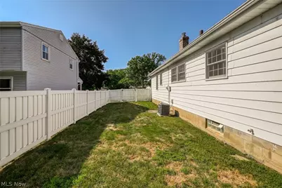 407 Holliston Road, Fairlawn, OH 44333 - Photo 35