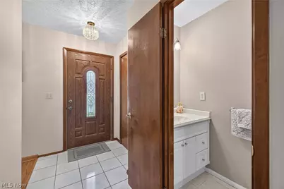 34260 Glen Drive, Eastlake, OH 44095 - Photo 15
