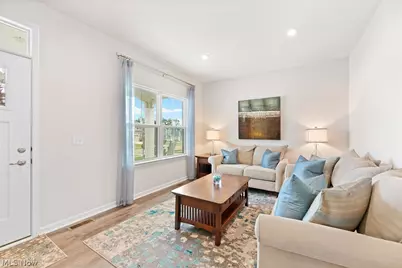 7181 Stonegate Circle NE, Canton, OH 44721 - Photo 3