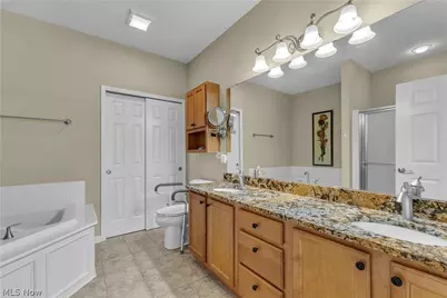 574 Hyannis Port Circle, Avon Lake, OH 44012 - Photo 19