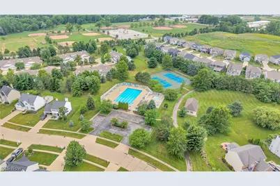 574 Hyannis Port Circle, Avon Lake, OH 44012 - Photo 39