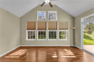 574 Hyannis Port Cir, Avon Lake, OH 44012 - Photo 5