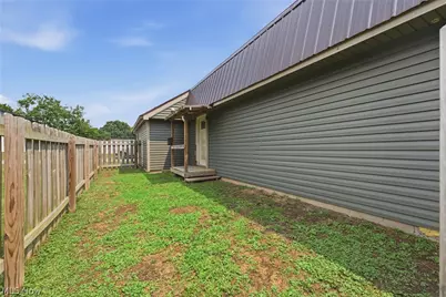 549 Mohican Street NE, Brewster, OH 44613 - Photo 33