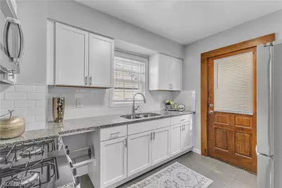 17011 Puritas Avenue, Loveland, OH 44135 - Photo 7