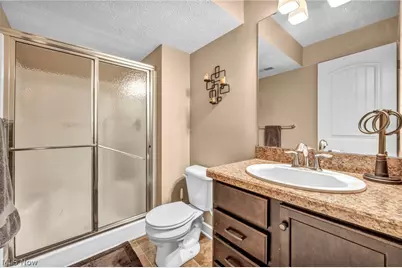 8006 Dovegate Circle, Mentor, OH 44060 - Photo 39
