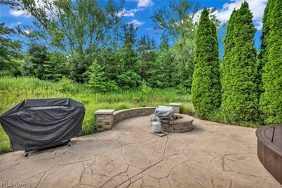 8006 Dovegate Circle, Mentor, OH 44060 - Photo 47