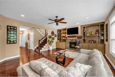 8006 Dovegate Circle, Mentor, OH 44060 - Photo 13