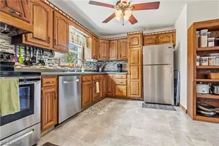 3310 Mayfair Rd, Akron, OH 44312 - Photo 11