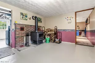 3310 Mayfair Rd, Akron, OH 44312 - Photo 23