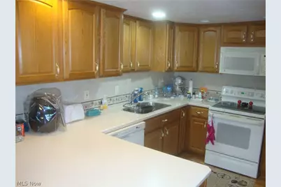 4285 Mineral City Zoar Road NE, Mineral City, OH 44656 - Photo 7