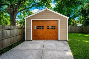 181 Spellman Ct, Akron, OH 44305 - Photo 41