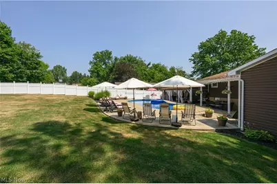 6203 Melody Road NE, Canton, OH 44721 - Photo 25