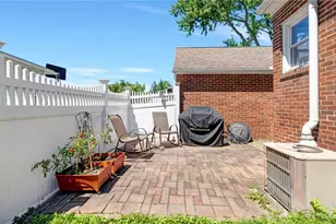 2218 20th St, Cuyahoga Falls, OH 44223 - Photo 35