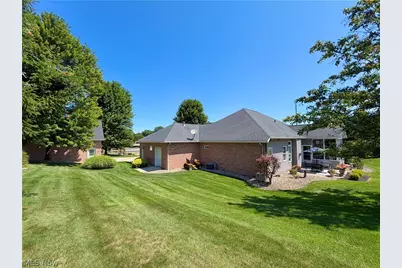 5044 Sunset Boulevard Road NW, Strasburg, OH 44680 - Photo 7