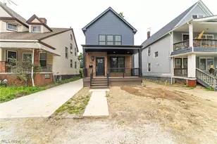 1886 Woodlawn Ave, Loveland, OH 44112 - Photo 1