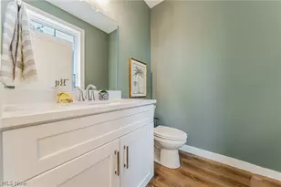 1886 Woodlawn Ave, Loveland, OH 44112 - Photo 19