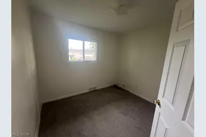 24051 Columbus Road, Huber Heights, OH 44146 - Photo 21