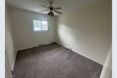 24051 Columbus Road, Huber Heights, OH 44146 - Photo 17