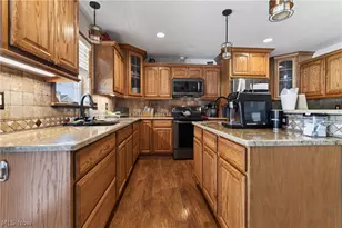 4875 Tree Line Trail, New Middletown, OH 44442 - Photo 5