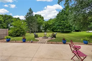 33 Sycamore Dr, New Middletown, OH 44442 - Photo 3