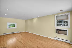 20860 Farnsleigh Rd, Huber Heights, OH 44122 - Photo 23