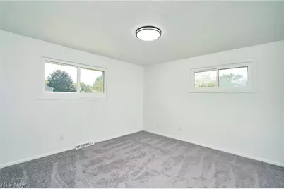 35477 Hobbie Drive, Eastlake, OH 44095 - Photo 41