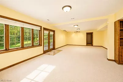 16 S Bentley Drive SE, Canton, OH 44709 - Photo 37