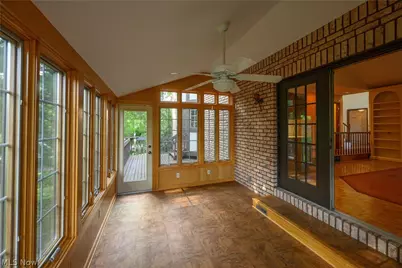 16 S Bentley Drive SE, Canton, OH 44709 - Photo 23