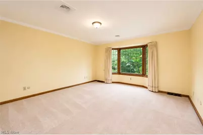 16 S Bentley Drive SE, Canton, OH 44709 - Photo 33