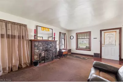 223 Hawk Avenue, Akron, OH 44312 - Photo 5