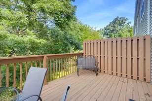 646 Almas Ct, Brunswick, OH 44212 - Photo 15