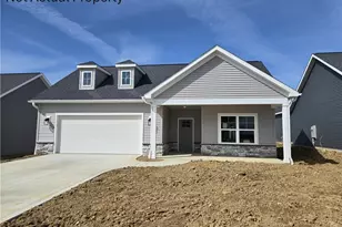 4304 Evergreen Ct, North Canton, OH 44720 - Photo 1