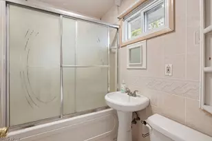 34112 Sylvia Dr, Eastlake, OH 44095 - Photo 17