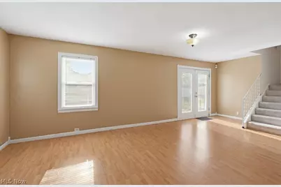 34112 Sylvia Drive, Eastlake, OH 44095 - Photo 5