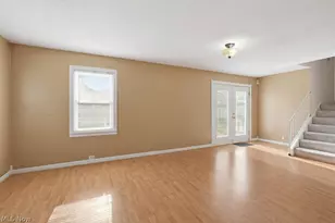 34112 Sylvia Dr, Eastlake, OH 44095 - Photo 5