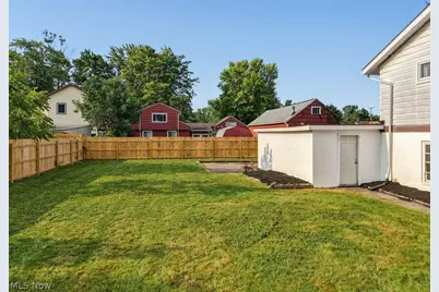 34112 Sylvia Drive, Eastlake, OH 44095 - Photo 31