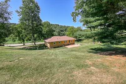 6019 State Route 751 SW, Stone Creek, OH 43840 - Photo 9
