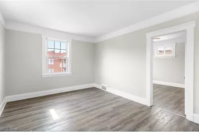 3225 W 38th Street, Loveland, OH 44109 - Photo 5