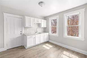 3225 W 38th St, Loveland, OH 44109 - Photo 7