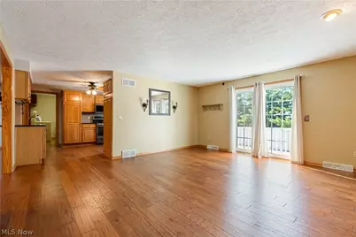 2032 Walsh Street, Louisville, OH 44641 - Photo 7