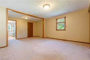 2032 Walsh St, Louisville, OH 44641 - Photo 11