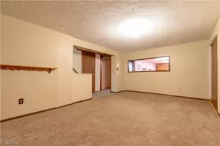 2032 Walsh St, Louisville, OH 44641 - Photo 23