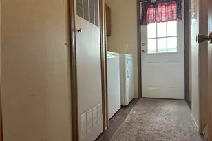 269 W Jefferson Ave, McConnelsville, OH 43756 - Photo 21