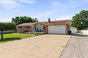 5570 Foxford St SW, Canton, OH 44706 - Photo 1
