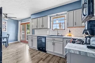 5570 Foxford St SW, Canton, OH 44706 - Photo 5
